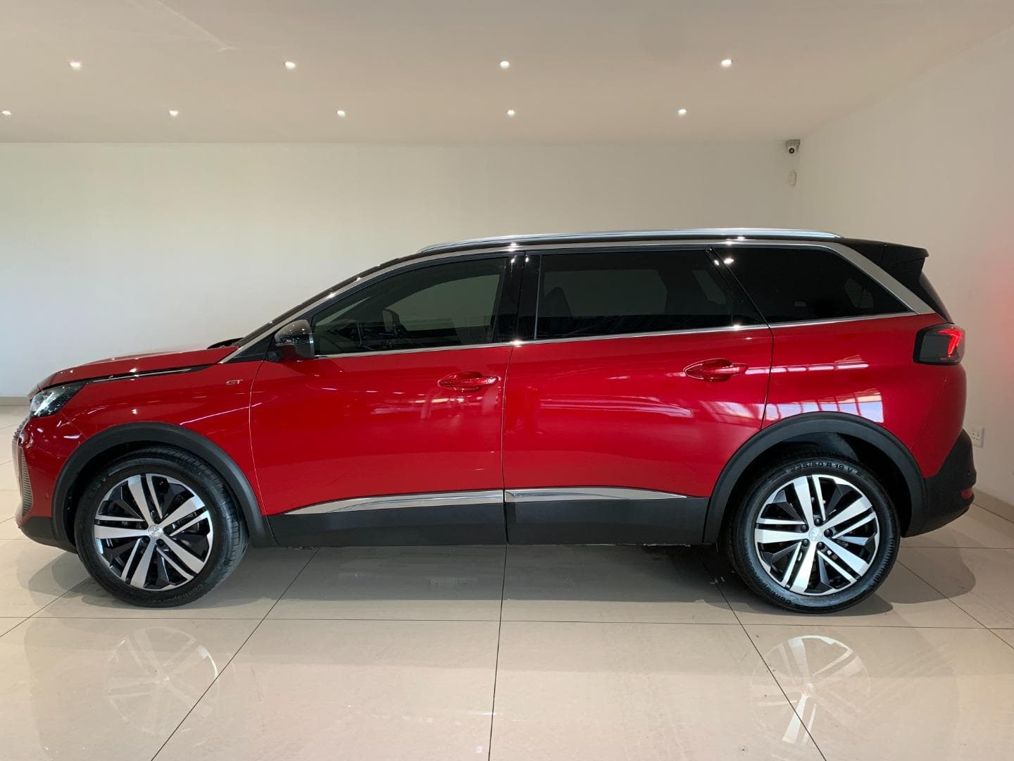 Peugeot 5008 - Image 3